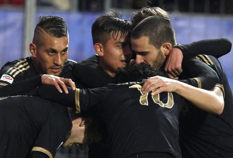 LOL官推：周六将是卫冕冠军T1战队获得S14参赛资格的最后机会