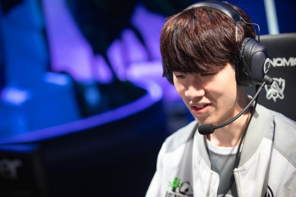 今日，LCK赛区的NS战队官宣了前DRX中单选手Quad的加入，在2021年Quad选手曾官宣退役